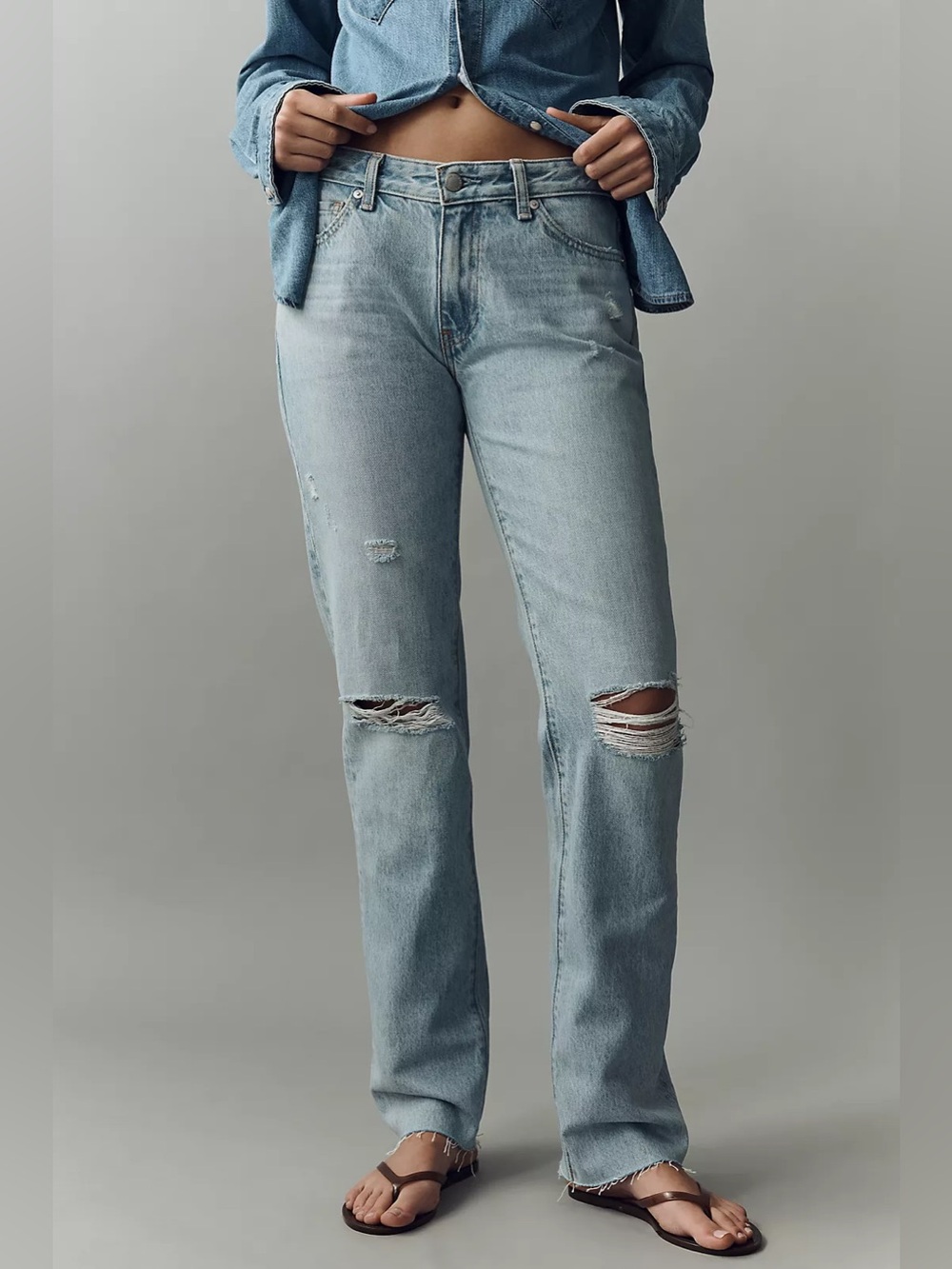AG Sandra Low-Rise Straight Leg Jeans - Soft Focus Destructed - Sz 27 - NWT